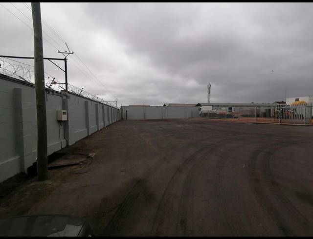 690M² WAREHOUSE TO LET IN BLACKHEATH INDUSTRIAL